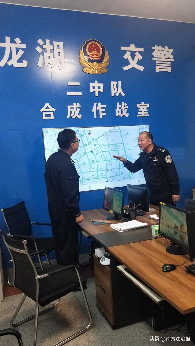 廣東汕頭交警警用摩托車巡邏新舉措來了(組圖) 廣東汕頭交警警用摩托車巡邏新舉措來了(組圖)